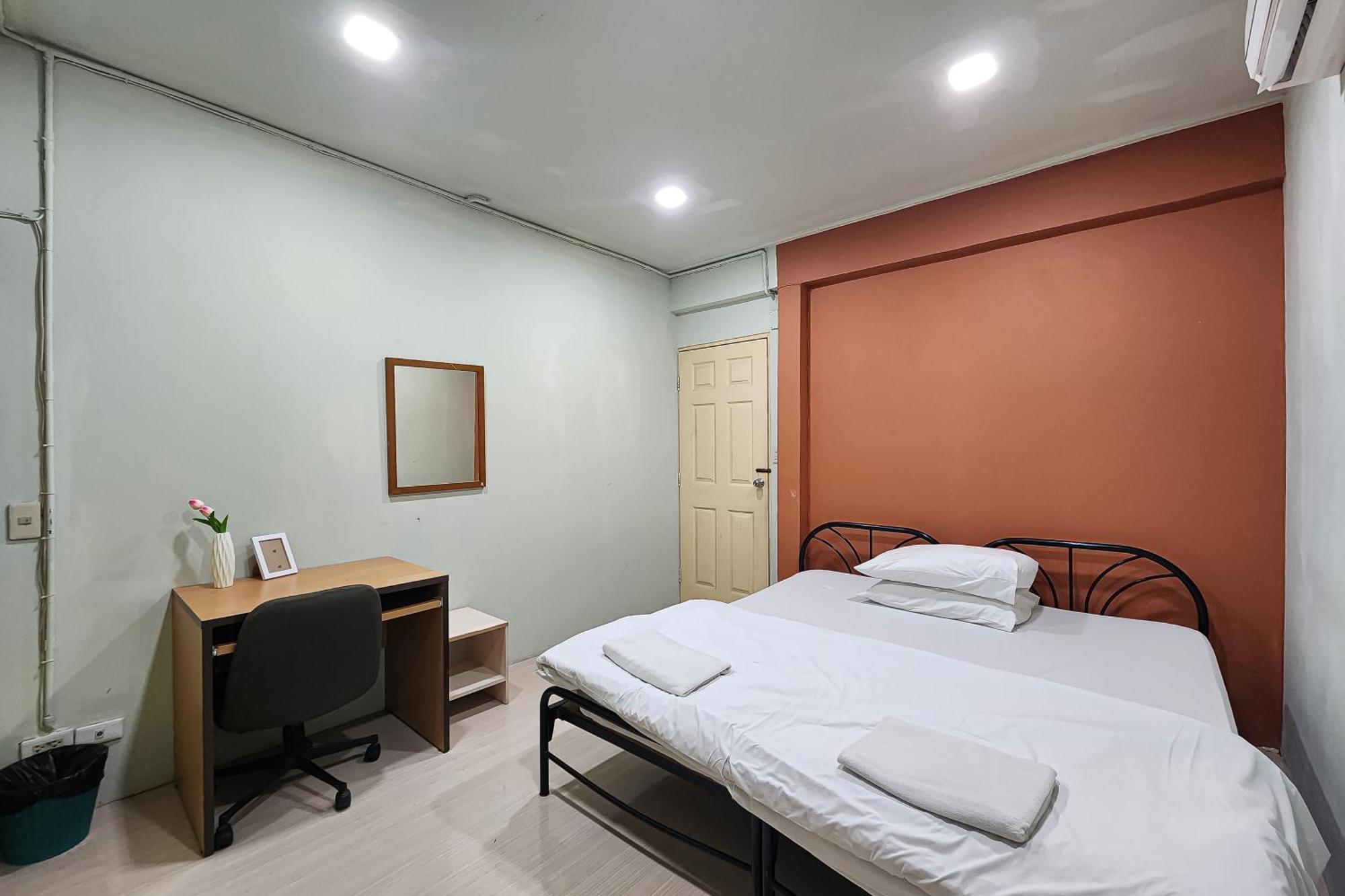 Freesia Saladaeng Silom Apartments Bangkok Exteriér fotografie