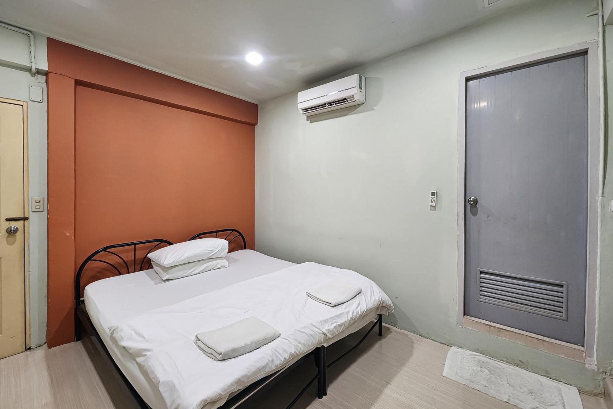 Freesia Saladaeng Silom Apartments Bangkok Exteriér fotografie