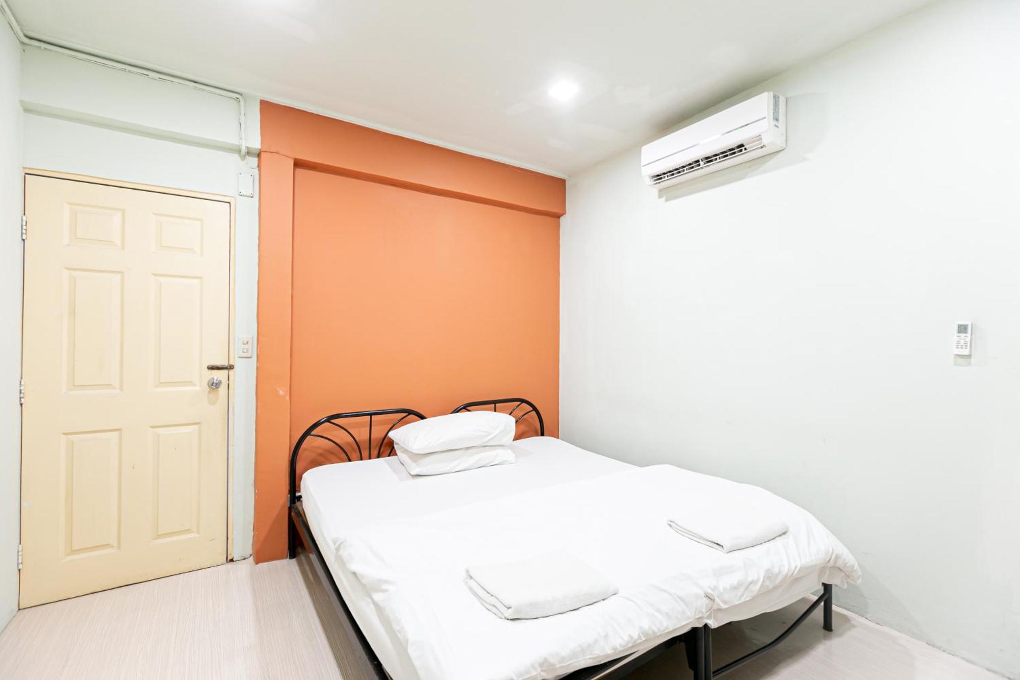 Freesia Saladaeng Silom Apartments Bangkok Exteriér fotografie